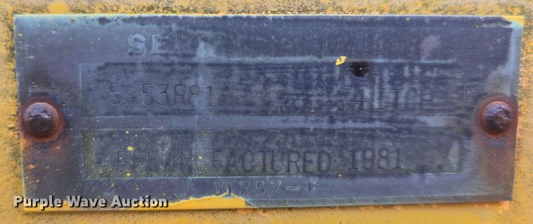 image for item DT6945 1981 Oshkosh WT-2206 snowblower truck