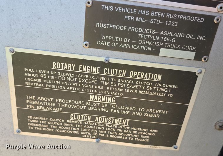 image for item DT6945 1981 Oshkosh WT-2206 snowblower truck