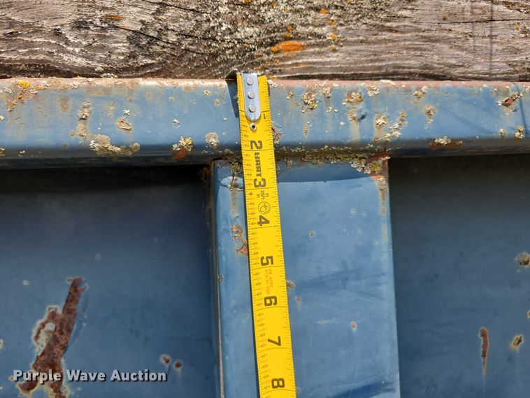 image for item DT6946 1985 International S1700 dump truck