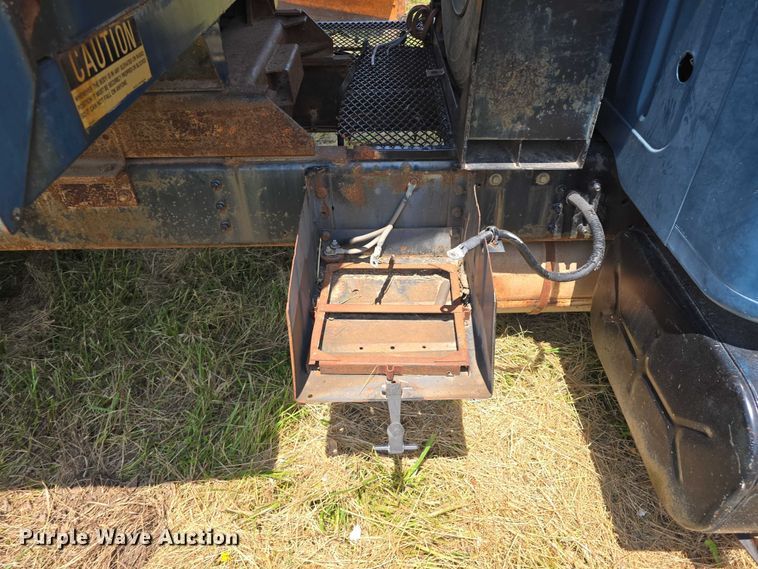 image for item DT6946 1985 International S1700 dump truck