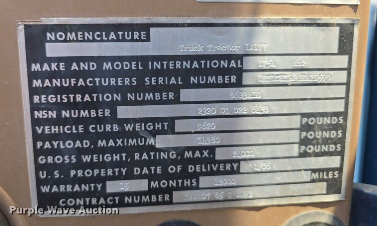 image for item DT6946 1985 International S1700 dump truck