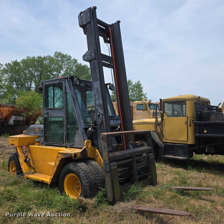 image for item DT6948 Wiggins W150Y forklift