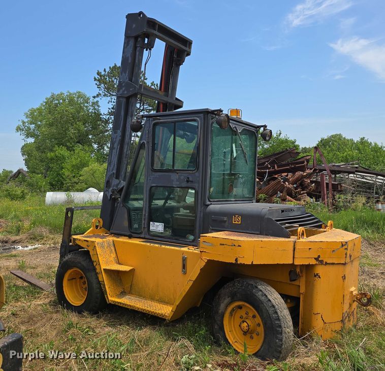 image for item DT6948 Wiggins W150Y forklift