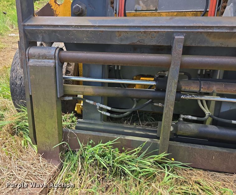 image for item DT6948 Wiggins W150Y forklift