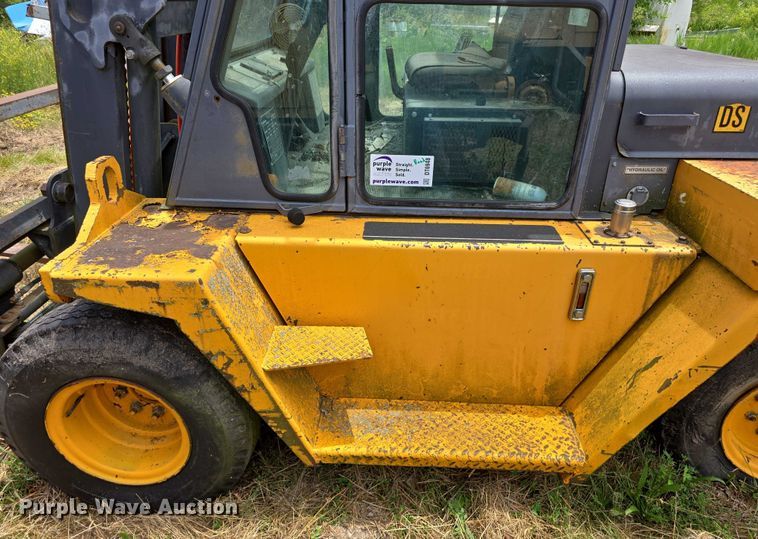 image for item DT6948 Wiggins W150Y forklift