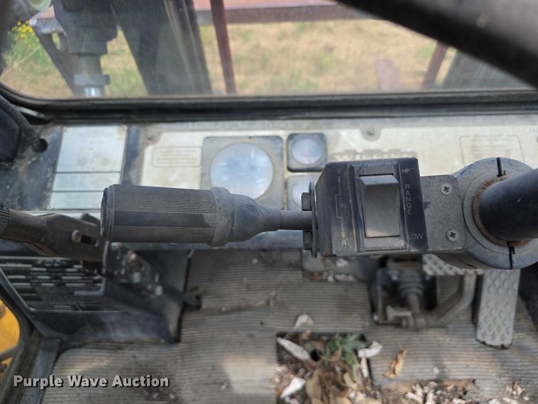 image for item DT6948 Wiggins W150Y forklift