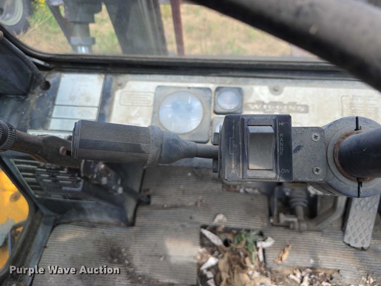 image for item DT6948 Wiggins W150Y forklift