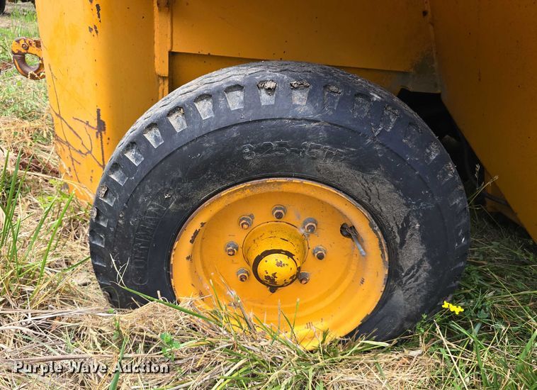 image for item DT6948 Wiggins W150Y forklift