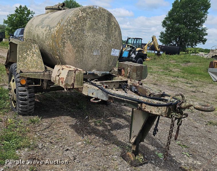 image for item DT6949 1987 Aero Welding Inc. tank trailer