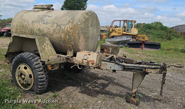 image for item DT6949 1987 Aero Welding Inc. tank trailer