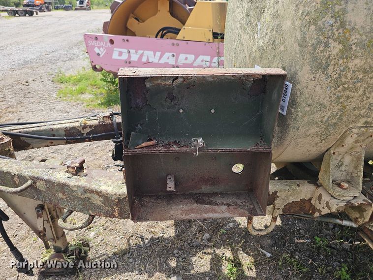 image for item DT6949 1987 Aero Welding Inc. tank trailer