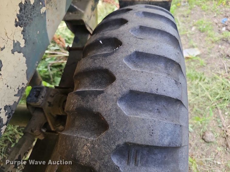 image for item DT6953 (3) tank trailers