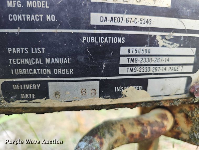 image for item DT6953 (3) tank trailers