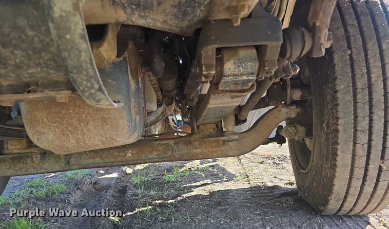 image for item DT6956 1992 White GMC WG Series semi truck