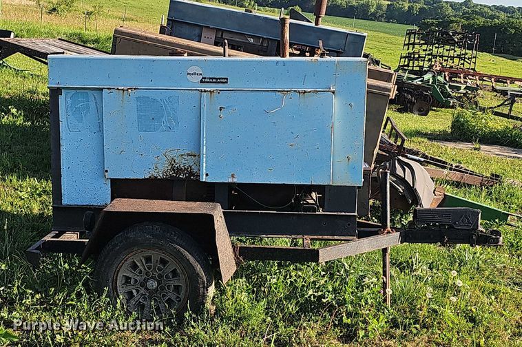 image for item DT6957 Miller Trailblazer welder/generator