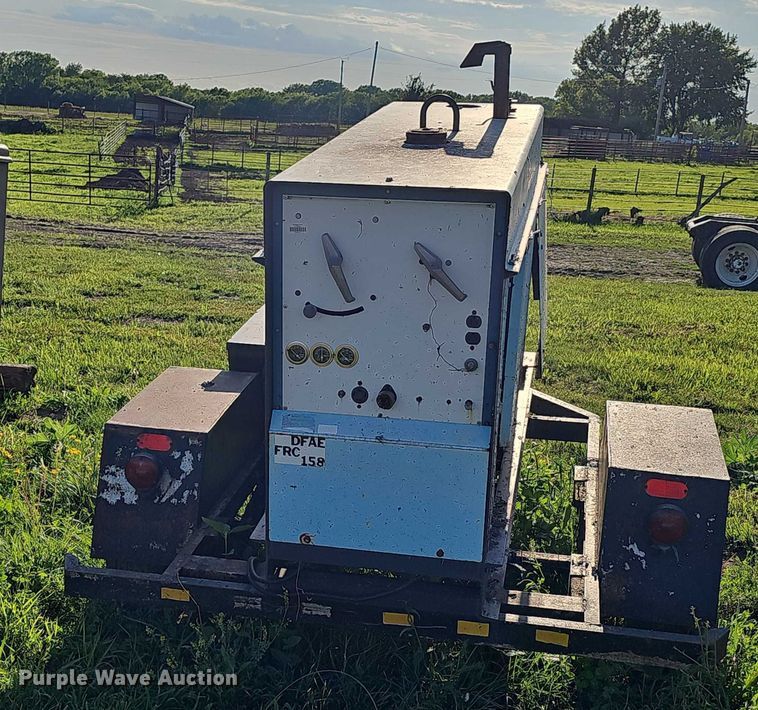 image for item DT6957 Miller Trailblazer welder/generator