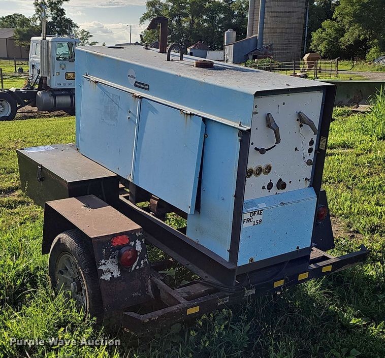 image for item DT6957 Miller Trailblazer welder/generator