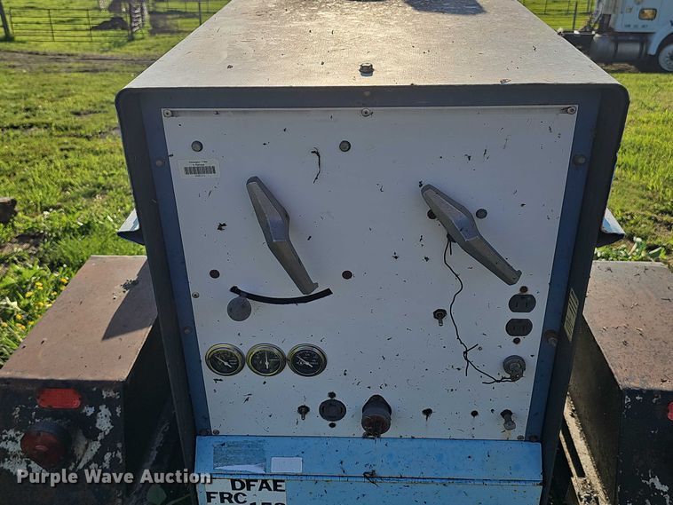 image for item DT6957 Miller Trailblazer welder/generator