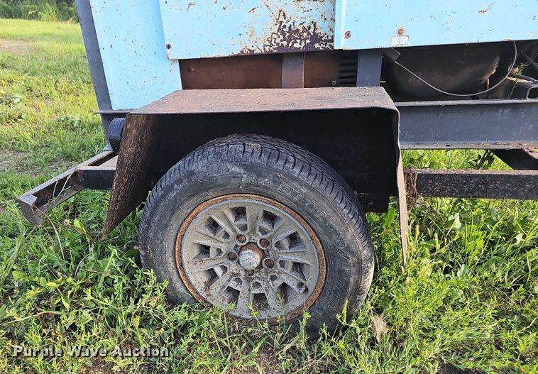 image for item DT6957 Miller Trailblazer welder/generator