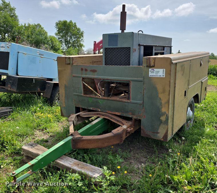 image for item DT6958 Miller Trailblazer 44G welder/generator