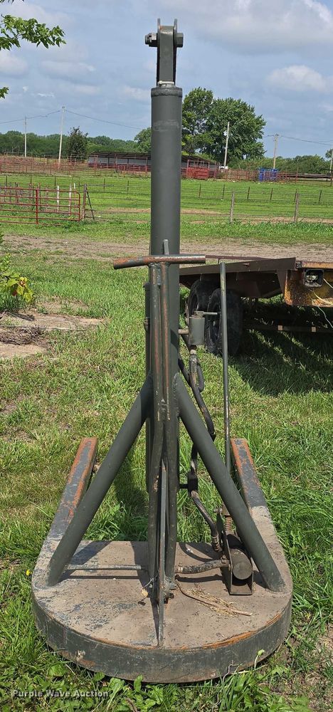 image for item DT6959 Ruger HP2A engine hoist