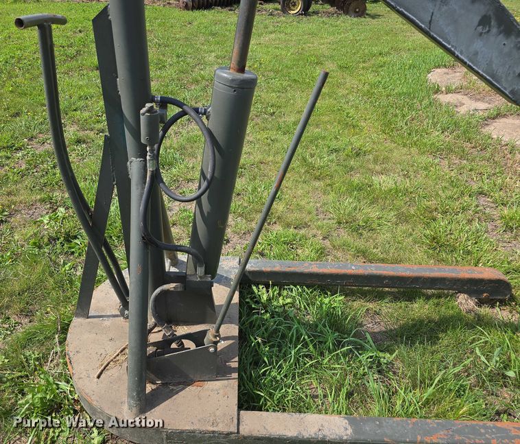 image for item DT6959 Ruger HP2A engine hoist