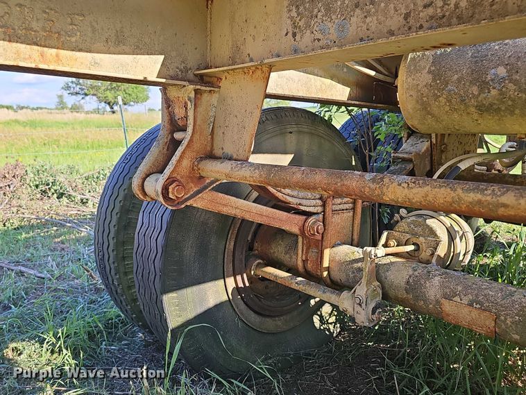 image for item DT6963 1979 container trailer