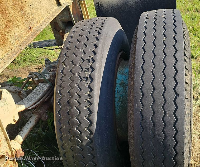 image for item DT6963 1979 container trailer