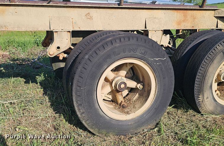 image for item DT6963 1979 container trailer