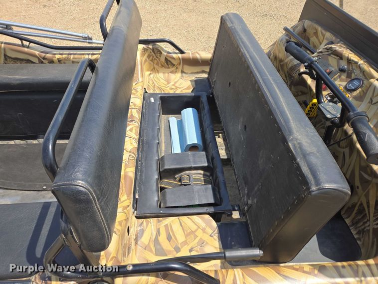 image for item DT7205 2008 Argo Avenger 750 EFI amphibious vehicle