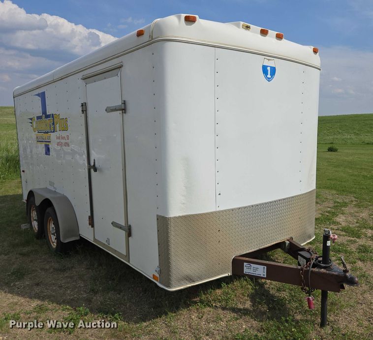 image for item DT7208 2005 Interstate enclosed cargo trailer