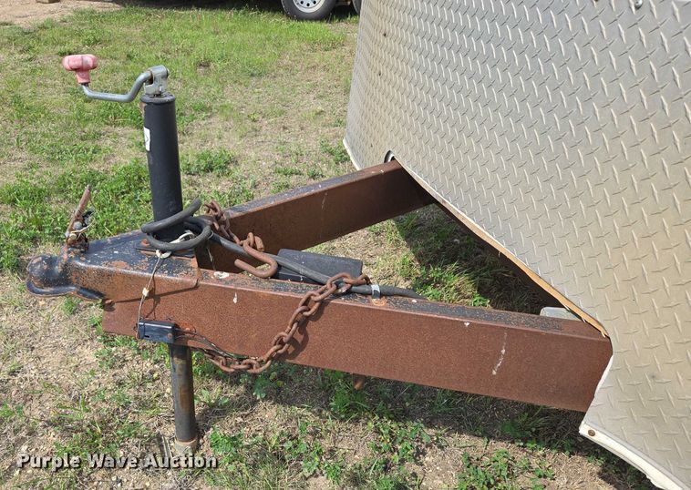 image for item DT7208 2005 Interstate enclosed cargo trailer