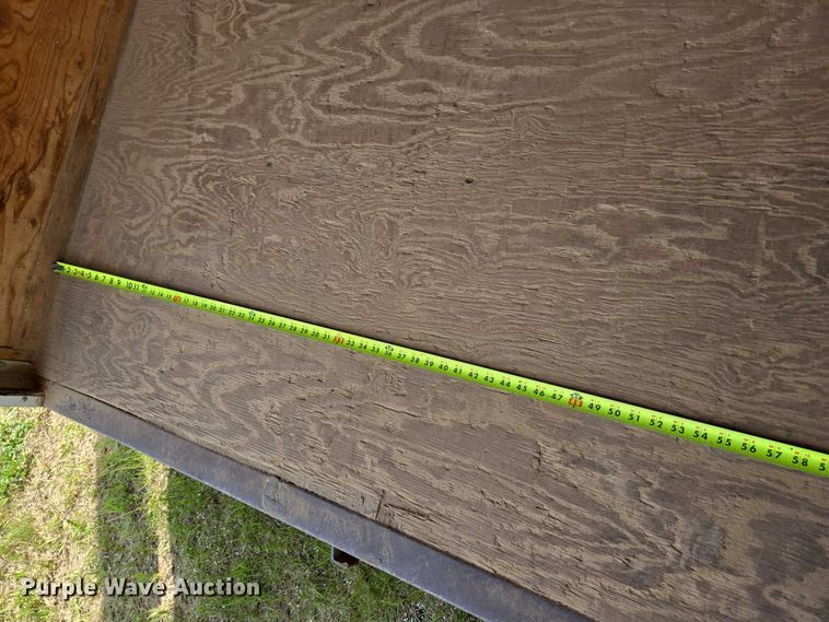 image for item DT7208 2005 Interstate enclosed cargo trailer