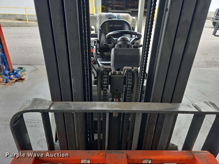 image for item DU7760 UniCarriers CFS40 forklift