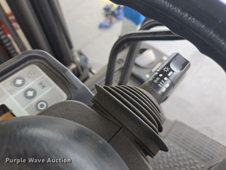 image for item DU7760 UniCarriers CFS40 forklift