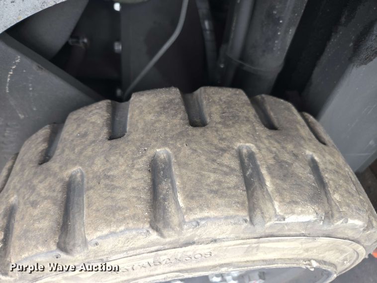 image for item DU7760 UniCarriers CFS40 forklift