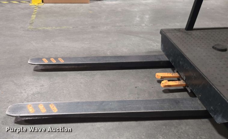 image for item DU7761 Crown SP3520-30 order picker