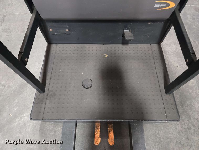 image for item DU7761 Crown SP3520-30 order picker