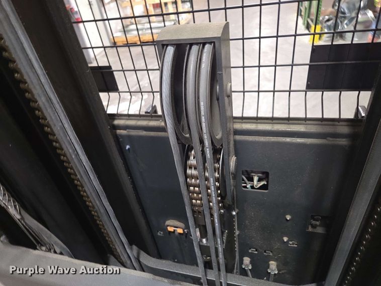 image for item DU7761 Crown SP3520-30 order picker