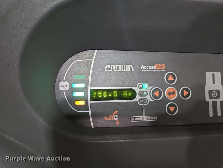 image for item DU7761 Crown SP3520-30 order picker