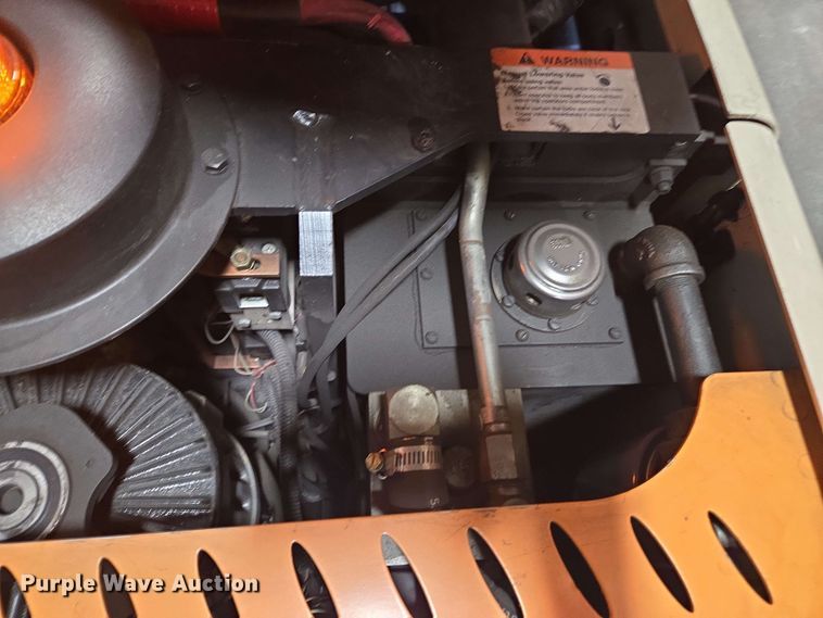 image for item DU7761 Crown SP3520-30 order picker