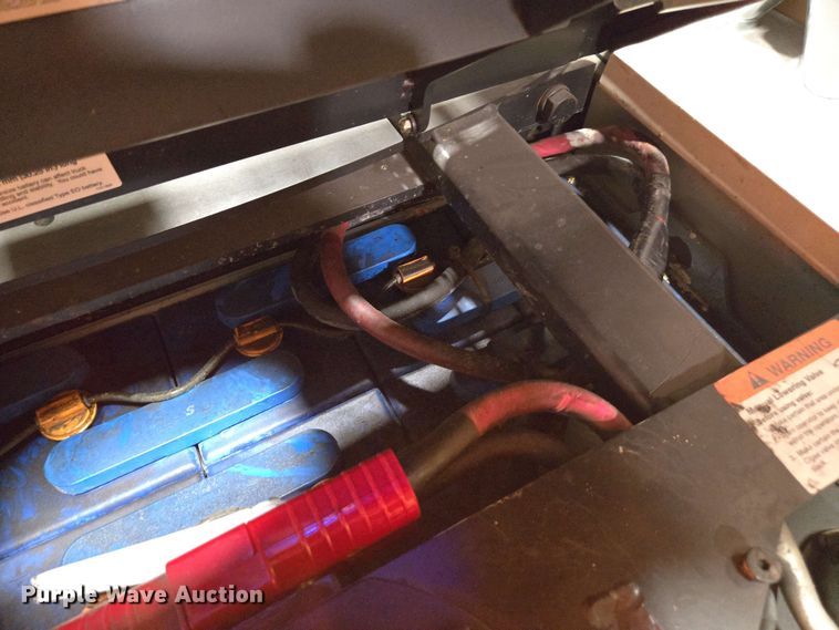 image for item DU7761 Crown SP3520-30 order picker