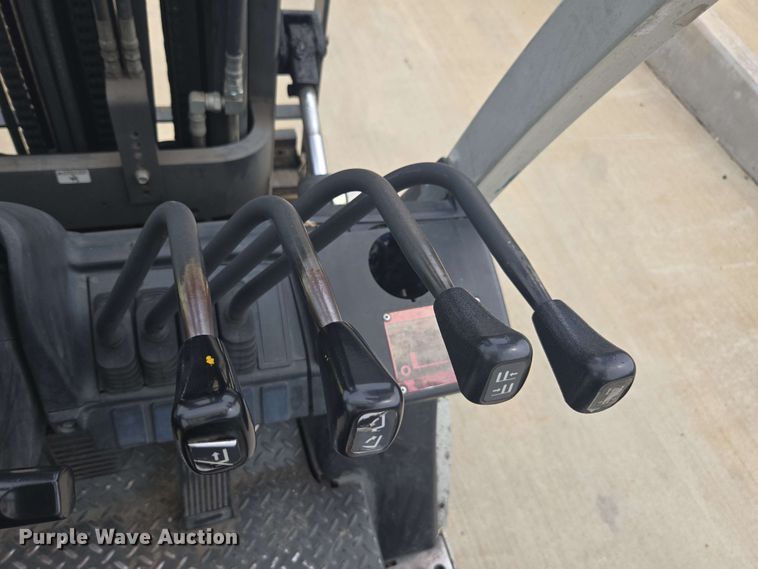 image for item DU7763 2016 UniCarriers PF50 forklift