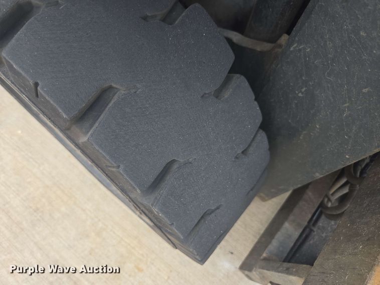 image for item DU7763 2016 UniCarriers PF50 forklift