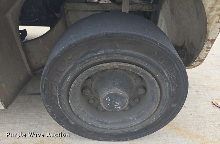 image for item DU7763 2016 UniCarriers PF50 forklift