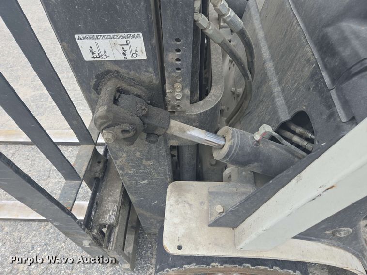 image for item DU7764 2016 UniCarriers PF50 forklift