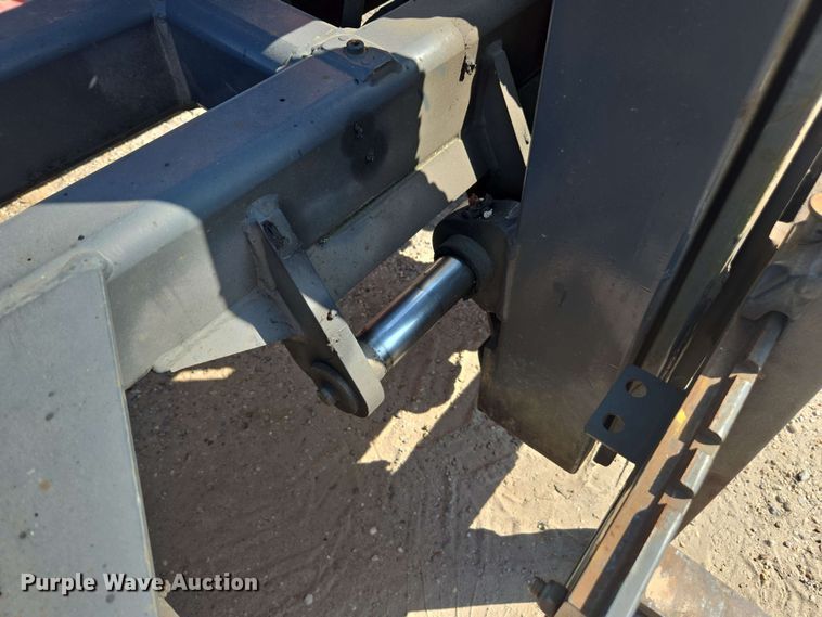 image for item DU7768 2015 Moffett M8 55.3 forklift