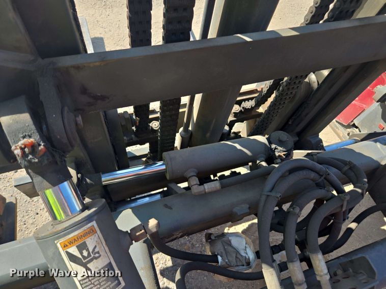 image for item DU7768 2015 Moffett M8 55.3 forklift