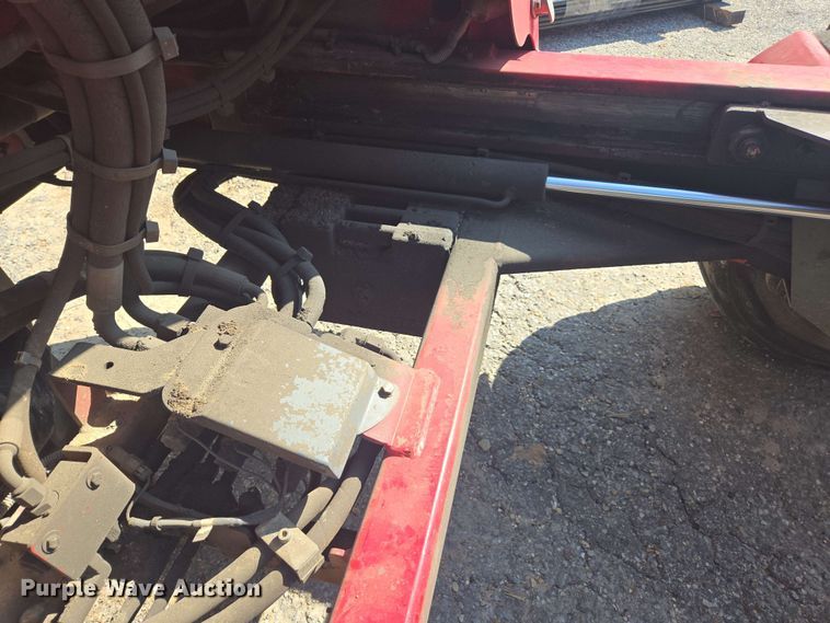 image for item DU7768 2015 Moffett M8 55.3 forklift