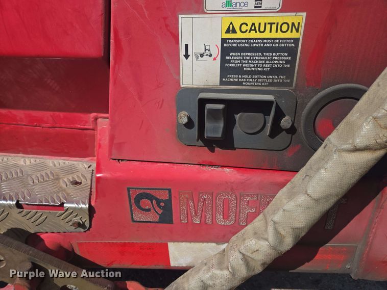 image for item DU7768 2015 Moffett M8 55.3 forklift